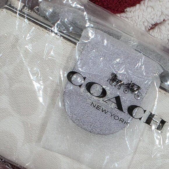 Coach Tech Colorblock Signature Canvas Wallet- SV/CHALK/MIST- NWT - Picture 4 of 6